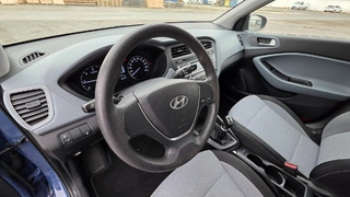 MÉDEA 20 - HYUNDAI I20 15 5D 1,1D MT FAM+ CLUB ISG 5AC 5195
