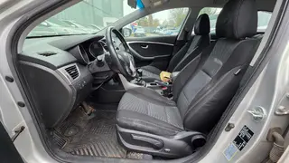 MÉDEA 21 - HYUNDAI I30 16 WG 1,6D LP TRIK KOMFORT 5AS 5493