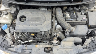 MÉDEA 21 - HYUNDAI I30 16 WG 1,6D LP TRIK KOMFORT 5AS 5493