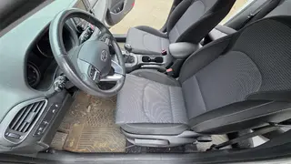 MÉDEA 23 - HYUNDAI I30 6AM 2831