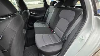 MÉDEA 24 - HYUNDAI I30 6AM 6115