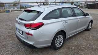 MÉDEA 24 - HYUNDAI I30 6AM 6115