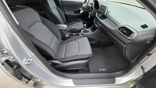 MÉDEA 24 - HYUNDAI I30 6AM 6115