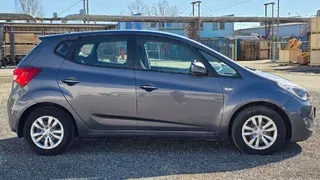 MÉDEA 25 - HYUNDAI IX20 16 1,6I 5AP 8372