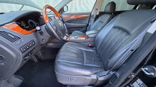 MÉDEA 32 - HYUNDAI EQUUS 3AE 3499
