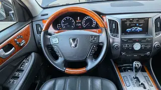 MÉDEA 32 - HYUNDAI EQUUS 3AE 3499