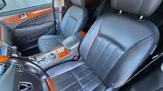 MÉDEA 32 - HYUNDAI EQUUS 3AE 3499
