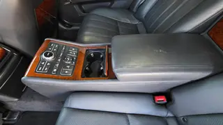 MÉDEA 32 - HYUNDAI EQUUS 3AE 3499