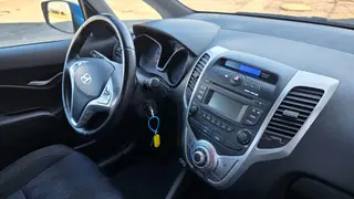MÉDEA 35 - HYUNDAI IX20 5AP 7164