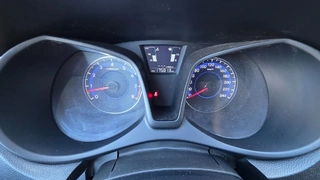 MÉDEA 35 - HYUNDAI IX20 5AP 7164