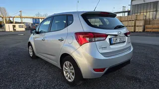 MÉDEA 37 - HYUNDAI IX20 TRIKOLOR 6AM 2833