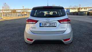 MÉDEA 37 - HYUNDAI IX20 TRIKOLOR 6AM 2833