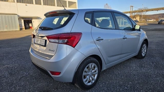 MÉDEA 37 - HYUNDAI IX20 TRIKOLOR 6AM 2833