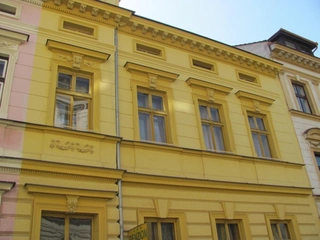 Mělník  penzion+ podkrovní byt 2+kk