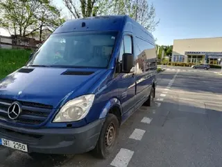 MERCEDES-BENZ SPRINTER 213