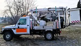 Mercedes G300 plošina IPT 14-1/A