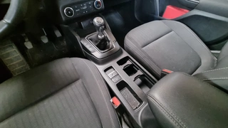 METALSTAV - Osobní automobil Ford Focus, 5SA4563