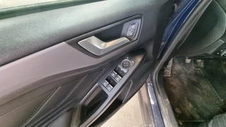 METALSTAV - Osobní automobil Ford Focus, 5SA4563