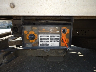 MITSUBISHI CANTER FE 85 (1)