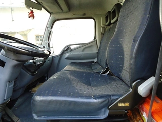 MITSUBISHI CANTER FE 85 (2)