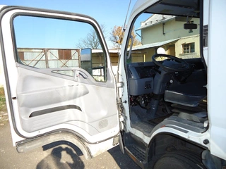 MITSUBISHI CANTER FE 85