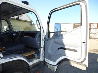 MITSUBISHI CANTER FE 85