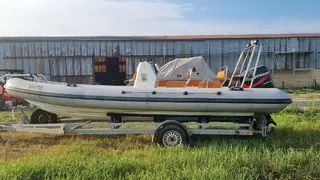 Jacht servis 07. 	Nafukovací člun BWM 670