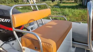 Jacht servis 07. 	Nafukovací člun BWM 670