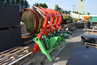SGEF 04. Nahrnovač klestu