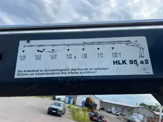Nákladní automobil speciální VOLVO FL220 pro přepravu vozidel