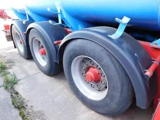 Návěs cisternový Schwartzmüller 2 - AUTOTRANS PETROL s.r.o.