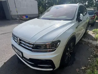 VW Tiguan, RZ 7AM 3481