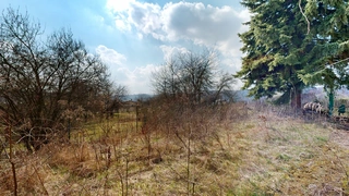 Objekt Kníničky ev. č. 818, ulice Rozdrojovická, okres Brno-město