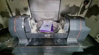 MBB Technik 02 - Obráběcí centrum 5osé MCV1000D5AXMAS Kovosvit