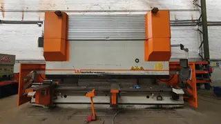 PŽSK 05. Ohraňovací lis, Weinbrenner GP 800/5050