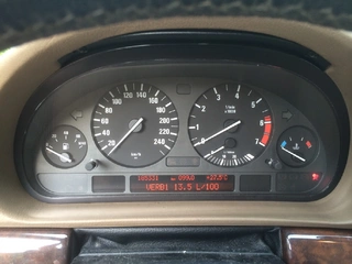 Osobní automobil BMW 740i