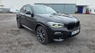 PFG 02 - osobní automobil BMW X4 xDrive30d