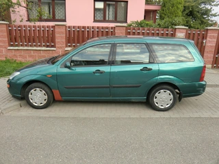 osobní automobil Ford Focus combi