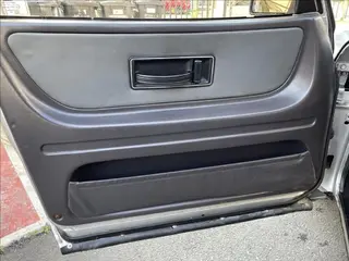 Osobní automobil SAAB 900