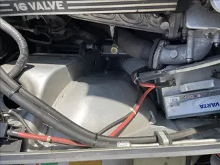 Osobní automobil SAAB 900