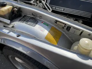 Osobní automobil SAAB 900