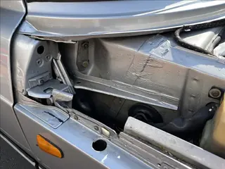 Osobní automobil SAAB 900