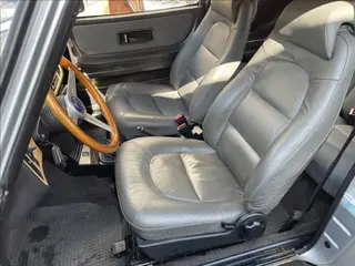 Osobní automobil SAAB 900