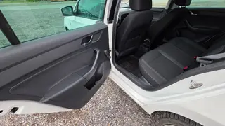 PFG 04 - osobní automobil Škoda RAPID