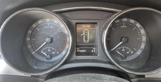 Osobní automobil Škoda Superb 2.0 16v TDI kombi - RZ 6AM8408
