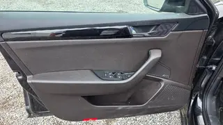 PFG 03 - osobní automobil Škoda SUPERB