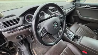 PFG 03 - osobní automobil Škoda SUPERB