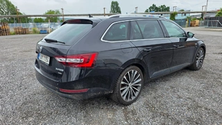PFG 03 - osobní automobil Škoda SUPERB