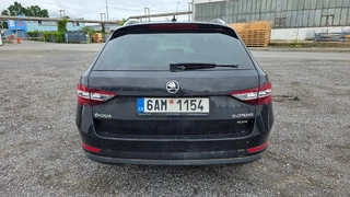 PFG 03 - osobní automobil Škoda SUPERB