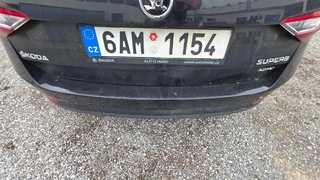 PFG 03 - osobní automobil Škoda SUPERB